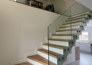 Rambarde verre pour escalier et trémie